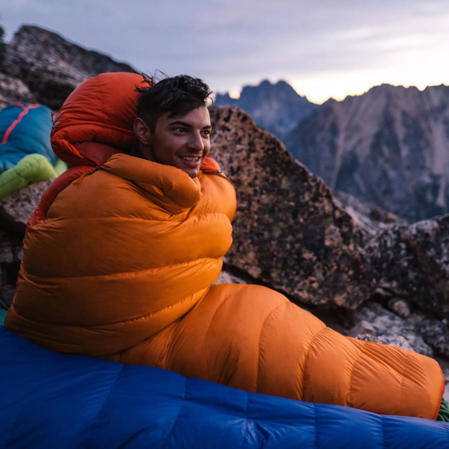 Marmot Never Summer (-18°C) 650 Fill Down Sleeping Bag - Tangelo/Auburn